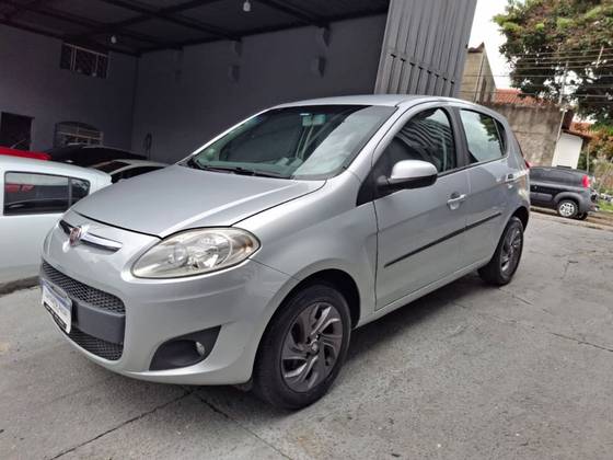 FIAT PALIO 1.6 MPI ESSENCE 16V FLEX 4P MANUAL